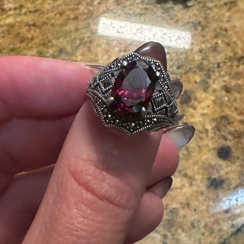 Elegant Silver and Red Gemstone Ring
